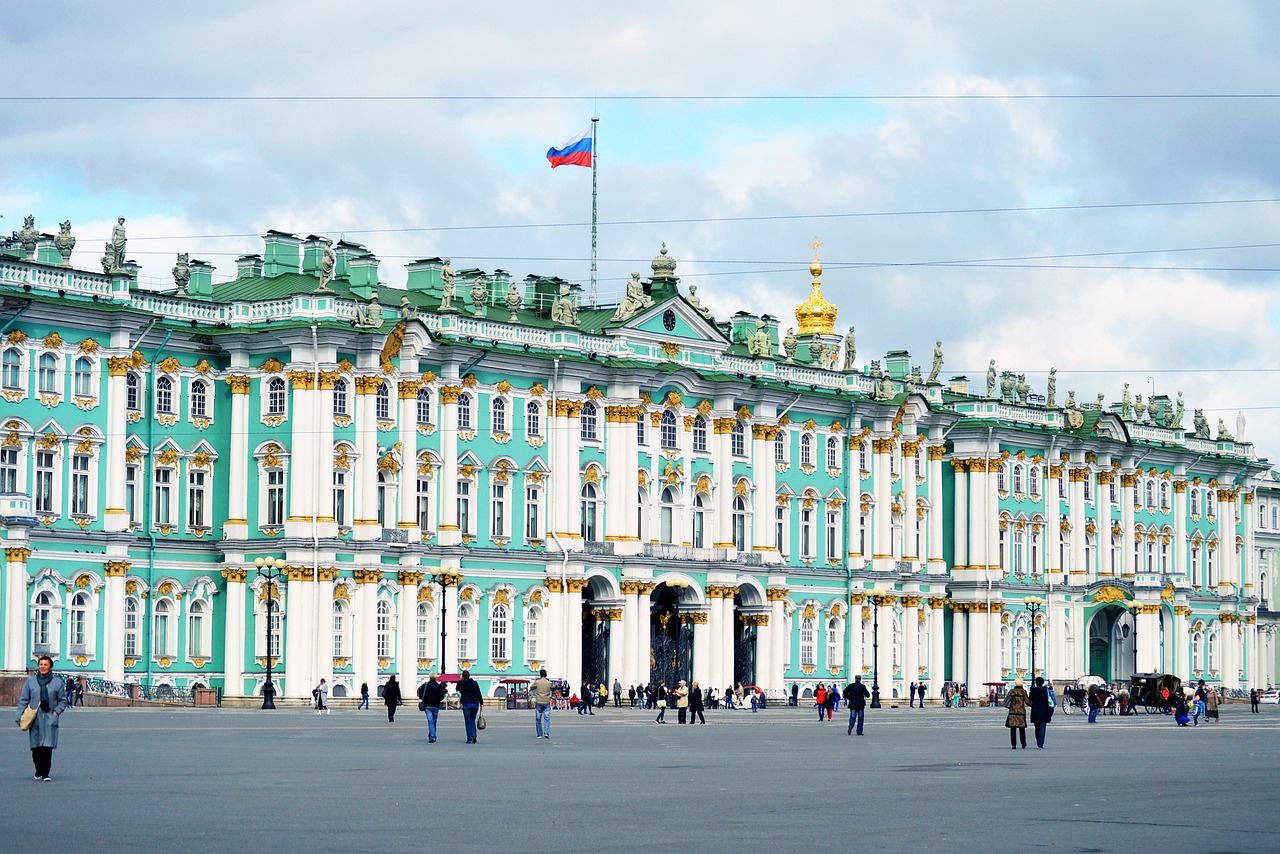 Moskova'nın İhtişamlı Meydanı Kızıl Meydan'ın Büyüleyici Görüntüsü