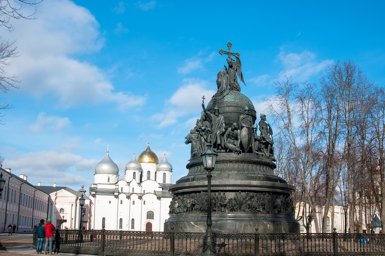 Veliky Novgorod'un Tarihi Kalesi Geçmişin Şahidi