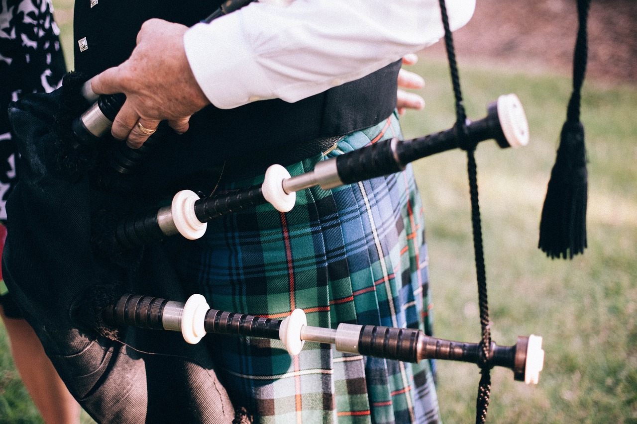 İskoçya Halk Danslarıyla Düğününüzü Renklendirin