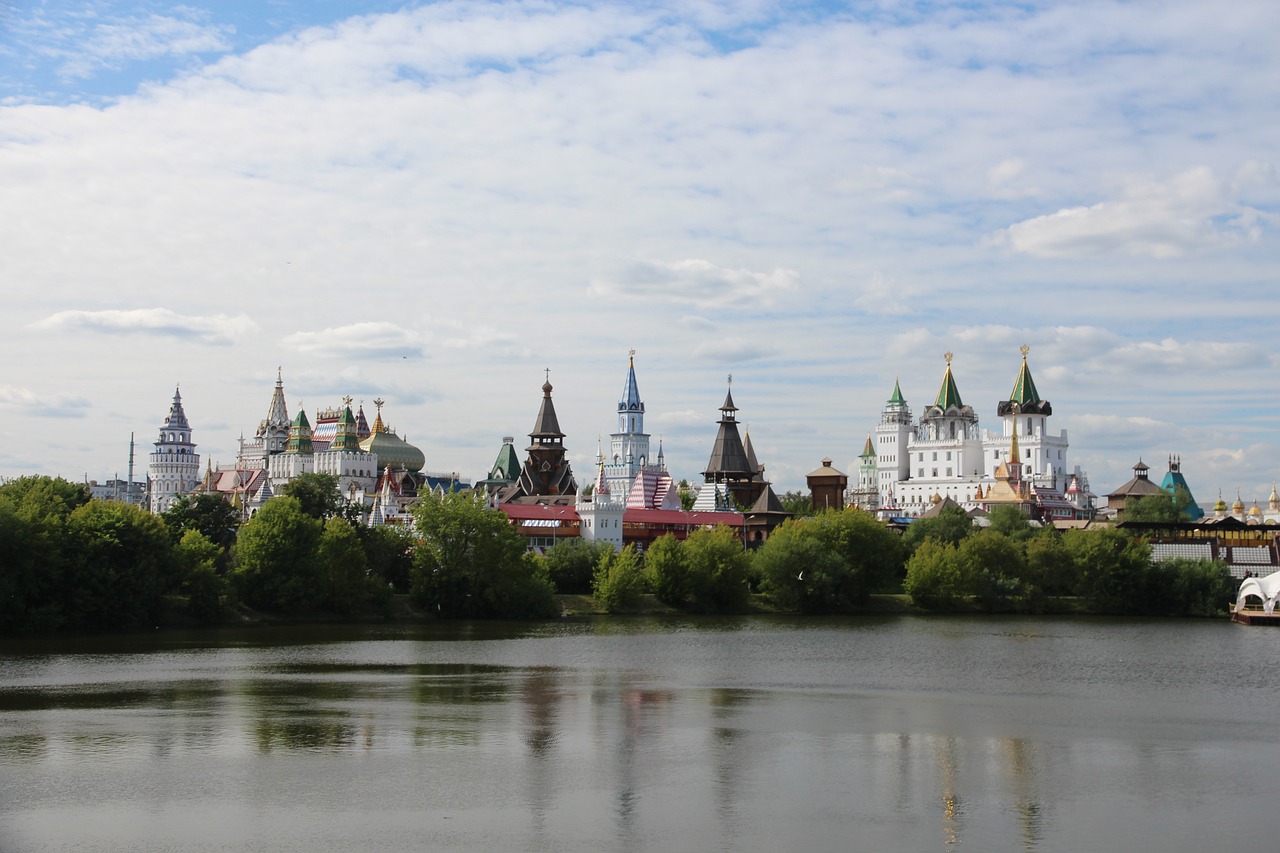 Rusya'nın Kültürel Mirası Sergiev Posad, Veliky Novgorod ve Suzdal'ın Büyüsü