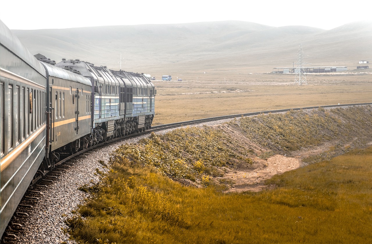 Sonsuz Tren Yolculuğu Trans-Sibirya Demiryolu ile Sibirya'yı Keşfedin
