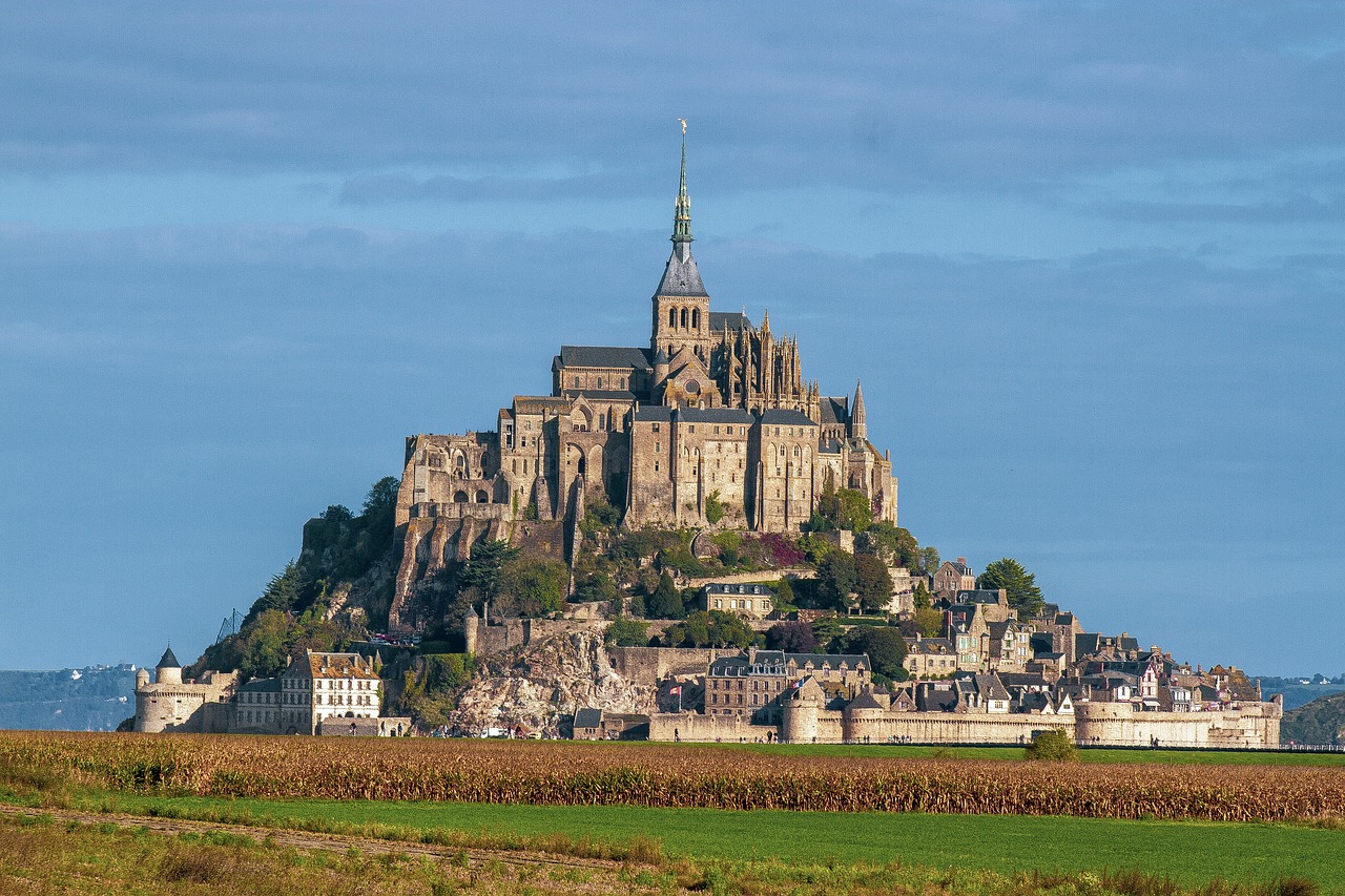 Mont Saint-Michel'de Zamanda Yolculuk Geçmişin İzleri